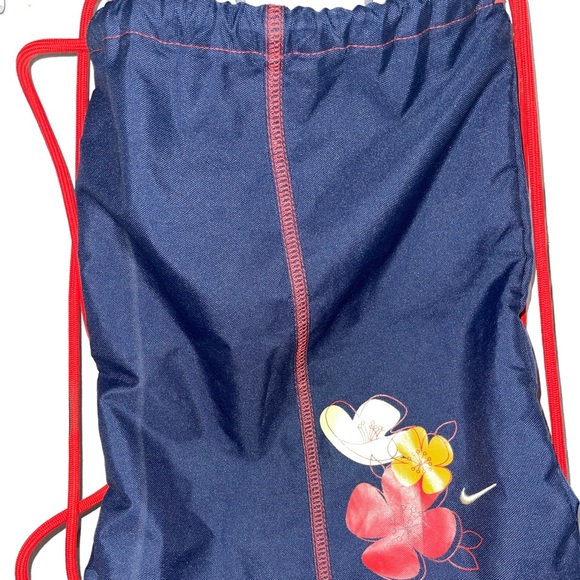 Nike floral gym bag drawstring